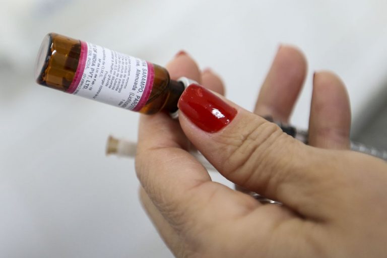Vacina contra sarampo está disponível nas Unidades de saúde de Balneário Camboriú