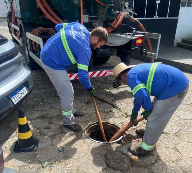 PACTO: Prefeitura intima comércios por irregularidades sanitárias no Centro