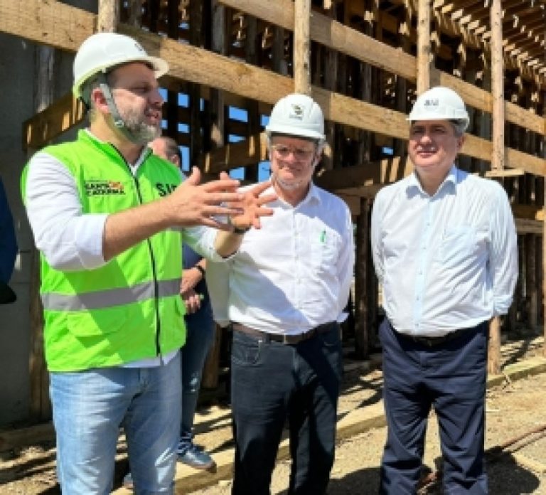 Lunelli e Caropreso visitam obras na região com secretário de Infraestrutura, Jerry Comper