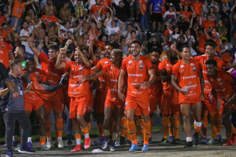 Camboriú disputa vaga na terceira fase da Copa do Brasil contra o Bahia