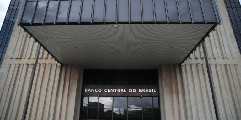 Previsão do mercado financeiro para inflação cai para 5,93%