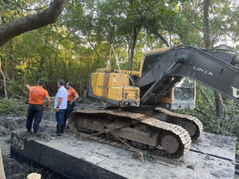 ICMBio embarga limpeza do Rio Tavares e contraria determinação da Defesa Civil de Florianópolis