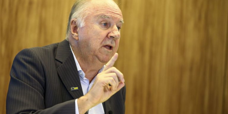 Prefeitos pedem participação na construção de novo arcabouço fiscal