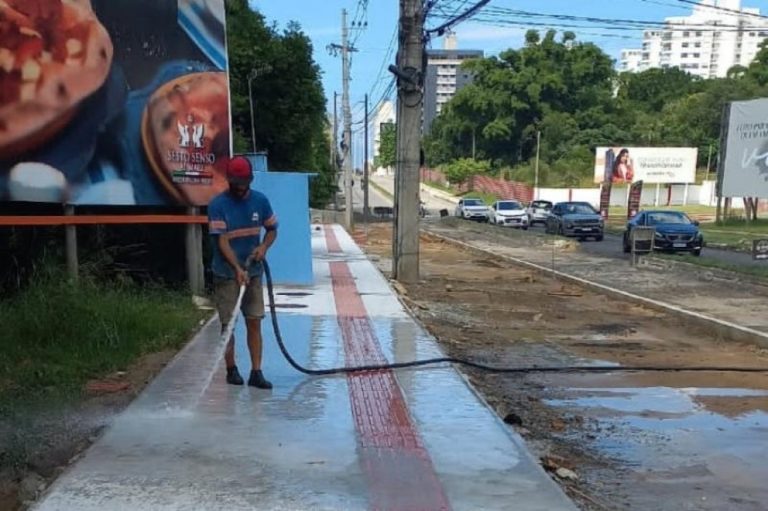 Obras de reurbanização avançam na rua Luci Canziani