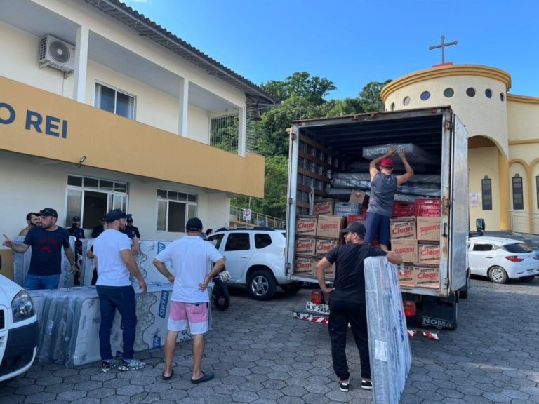 Força-tarefa atua para diminuir transtornos causados pelas chuvas em Itapema 