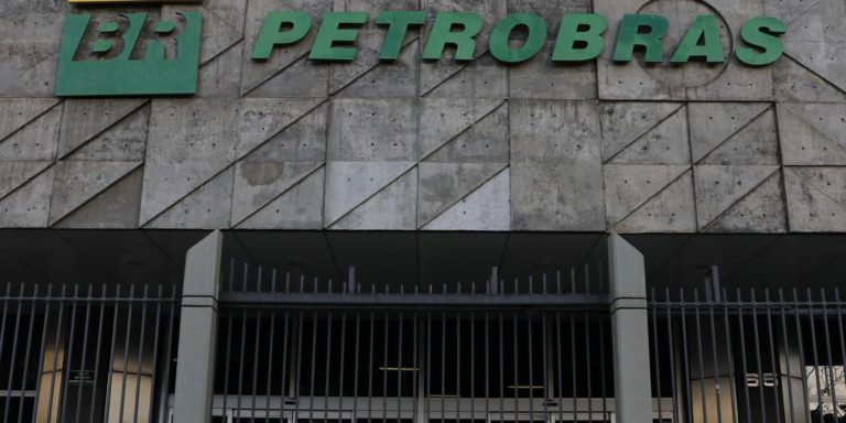 Governo indica novos candidatos para conselhos da Petrobras