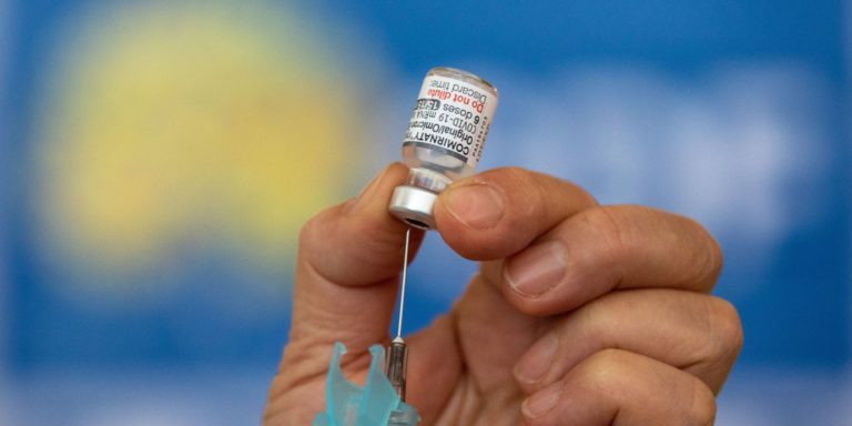 Petrópolis amplia imunização bivalente contra covid-19