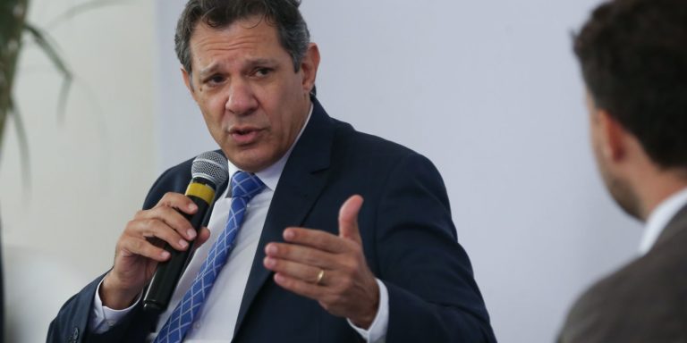 Haddad: informações sobre colapso de bancos nos EUA são insuficientes