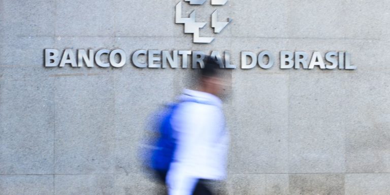 Previsão de inflação do mercado financeiro sobe para 6,01% em 2023