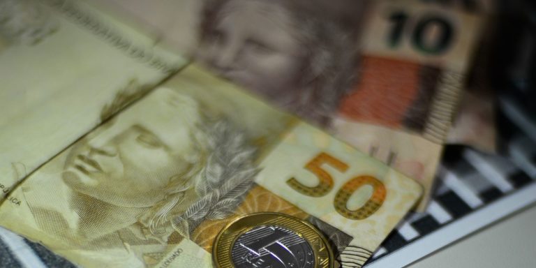 Atividade econômica ficou estagnada em janeiro