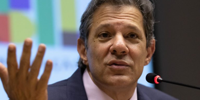 Haddad descarta enviar MP para arrecadar R$ 90 bi após julgamento