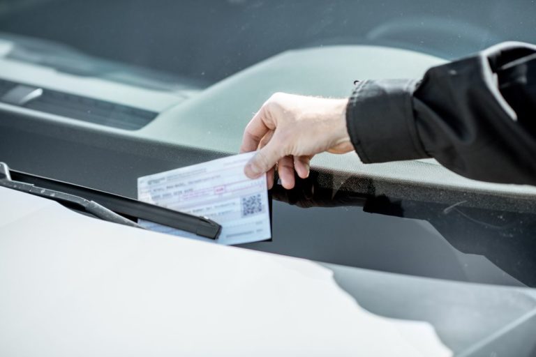 Reduza o valor de suas multas de trânsito: Descubra como pagar com DESCONTO