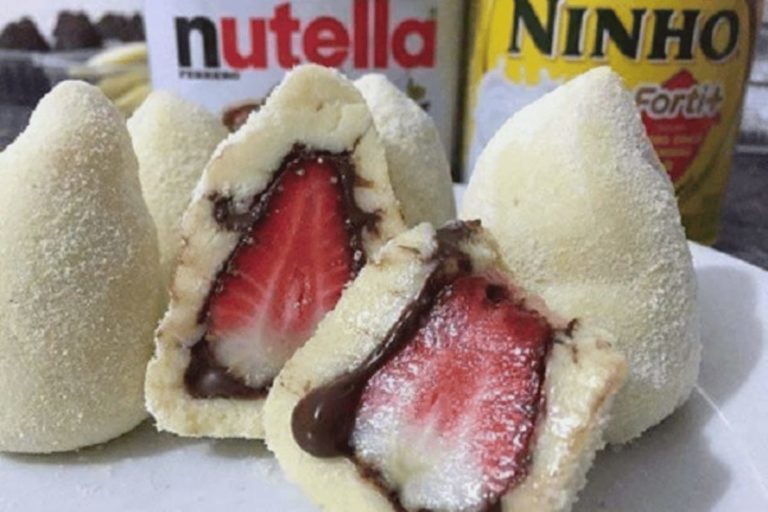 Receita de Coxinha de Leite Ninho com surpresa de Nutella e morango: Um doce irresistível