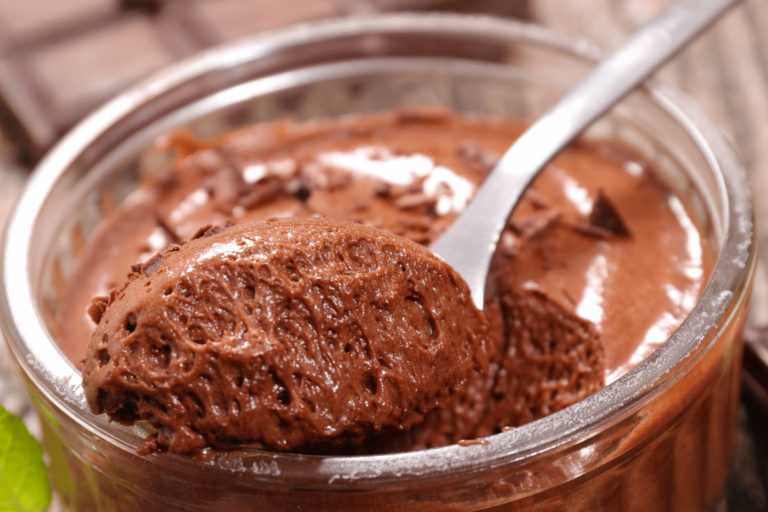 Descubra o segredo do Mousse de Chocolate que faz sucesso em todas as reuniões de família