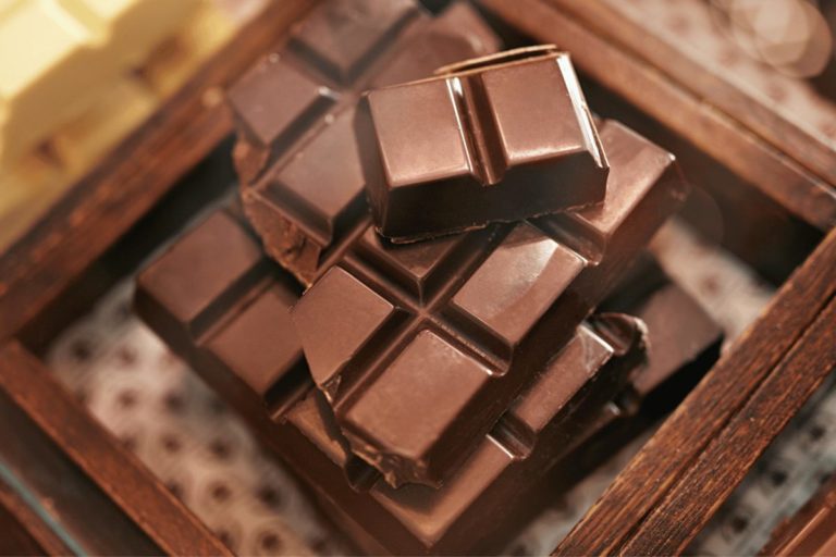 Delícia Natalina: Aprenda a fazer Chocolates caseiros com Coco