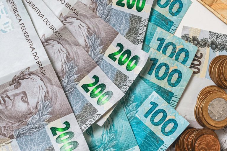 Banco do Brasil anuncia pagamento de R$ 1.412; confira se você tem direito
