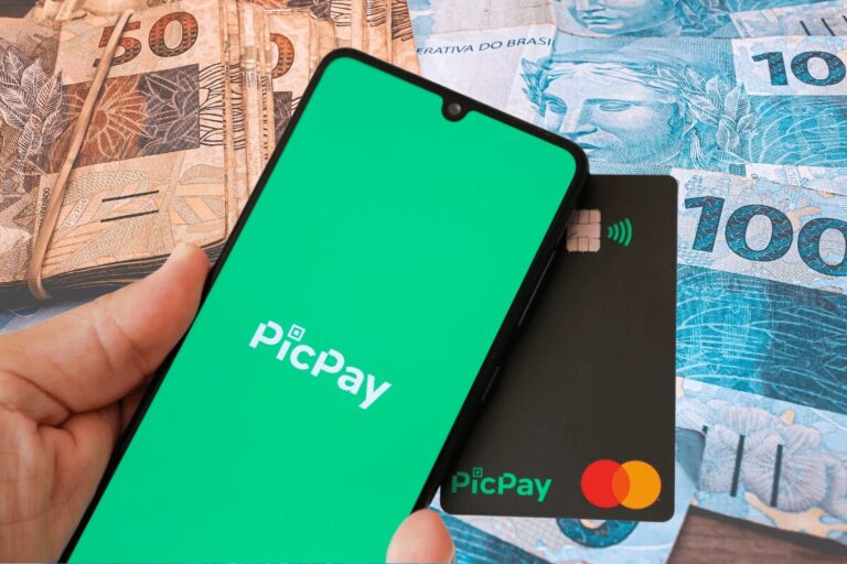 PicPay lança cartão de crédito para negativados; Confira como solicitar