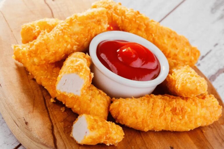 Frango Empanado ao estilo KFC: Crocância e sabor que conquistam