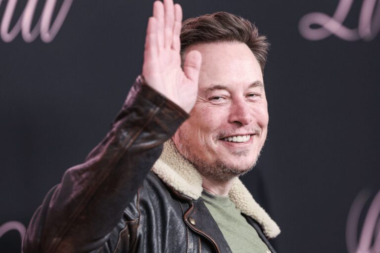 Descubra a impressionante fortuna de Elon Musk, o inovador dono da X
