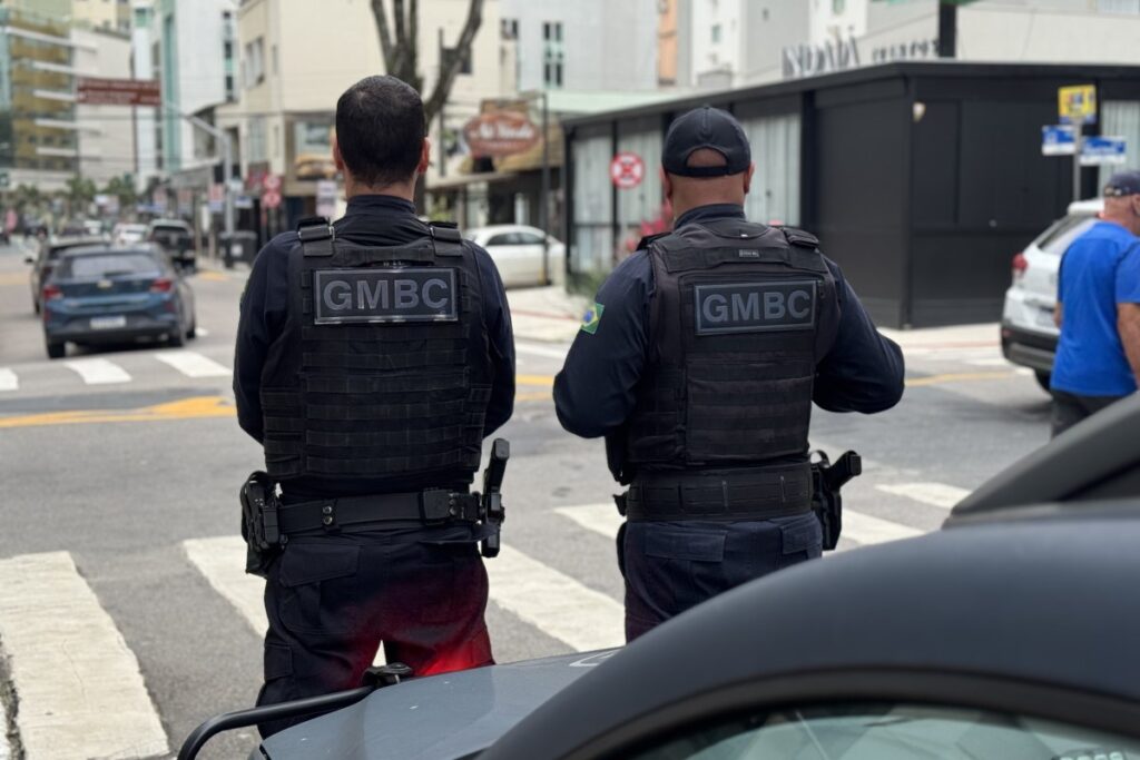 Guarda Municipal realiza operação com 50 agentes em BC
